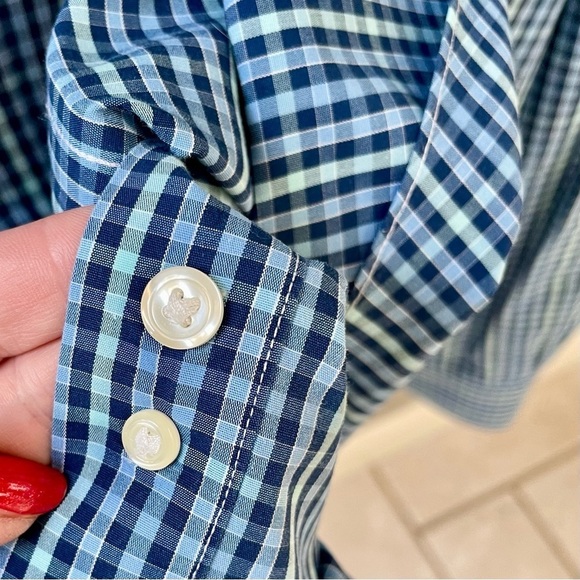 Brooks Brothers Men's Shades of Blue Long Sleeve Button Down Cotton Shirt - Picture 6 of 10